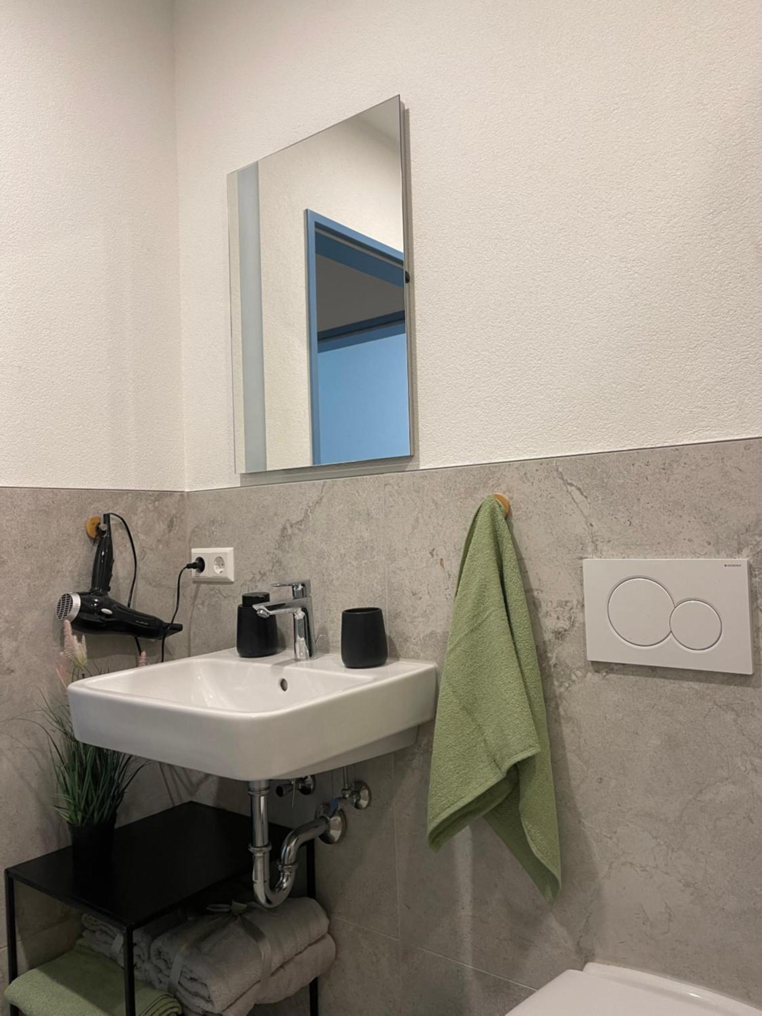 Wunderschoenes Apartment Am Schloessle Zentrum Pforzheim Buitenkant foto